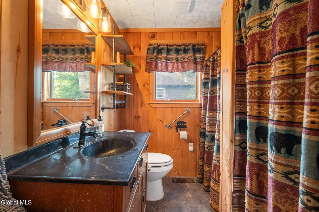 Photo of 246 Riverside Place