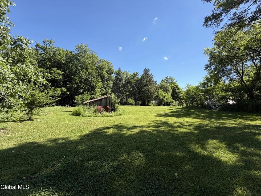Photo of 2056 Creek Road