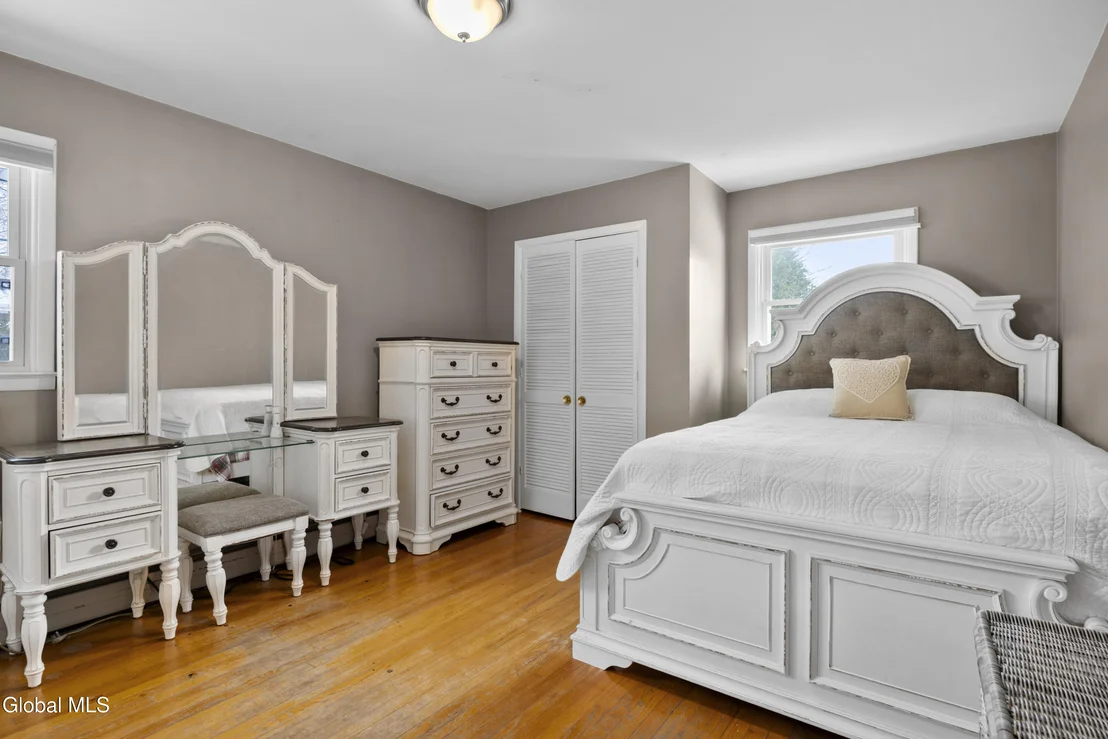 Photo of 27 Davis Avenue