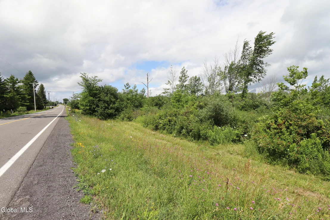 Photo of 468 Middle Road