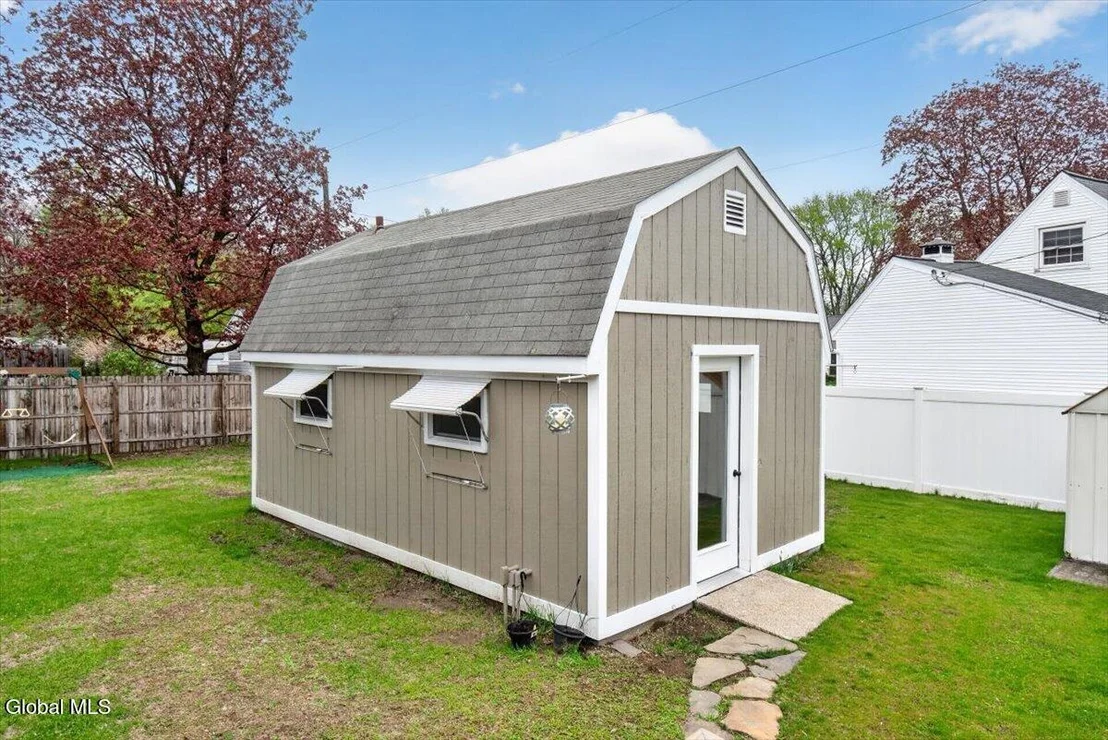 Photo of 117 Locust Park