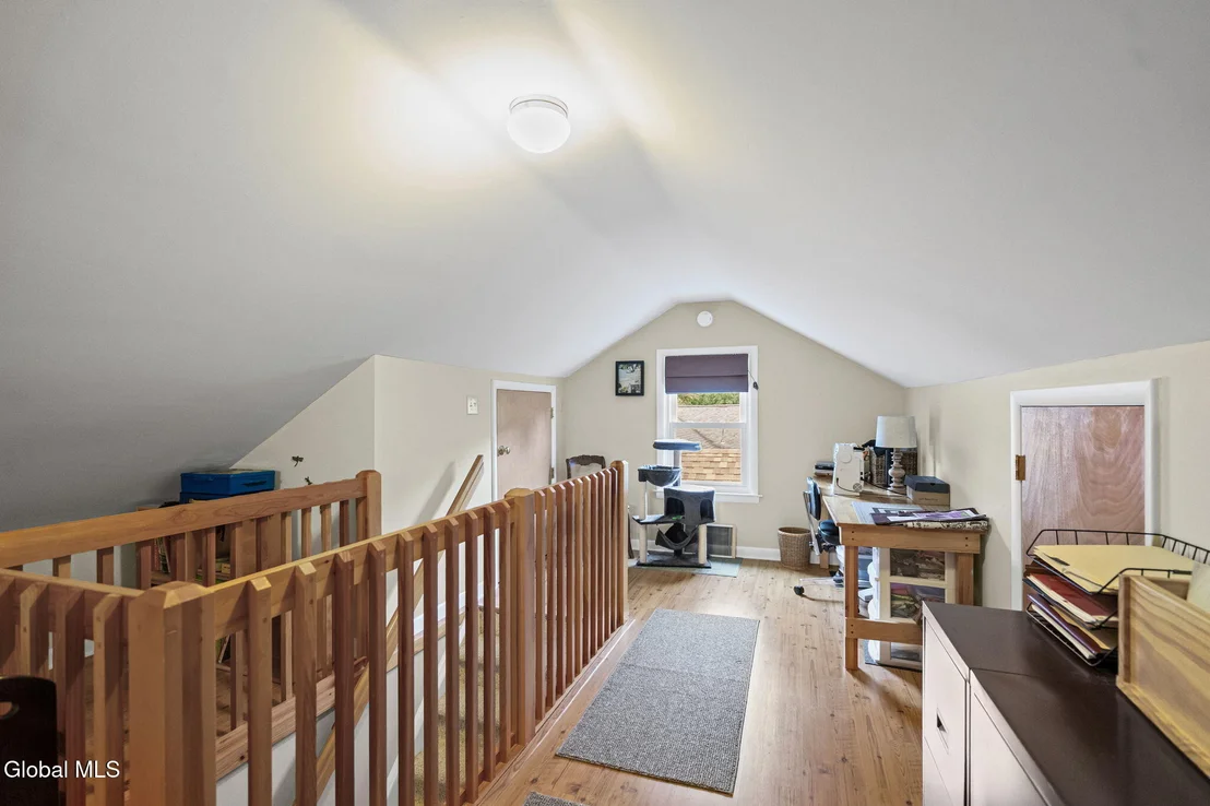 Photo of 303 Wren Street