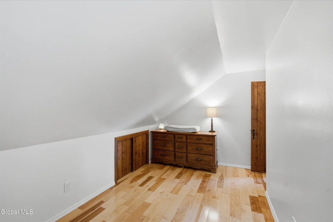 Photo of 1108 North Road