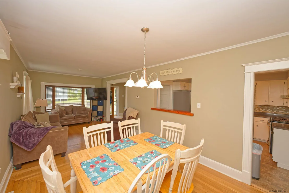 Photo of 115 1ST Street