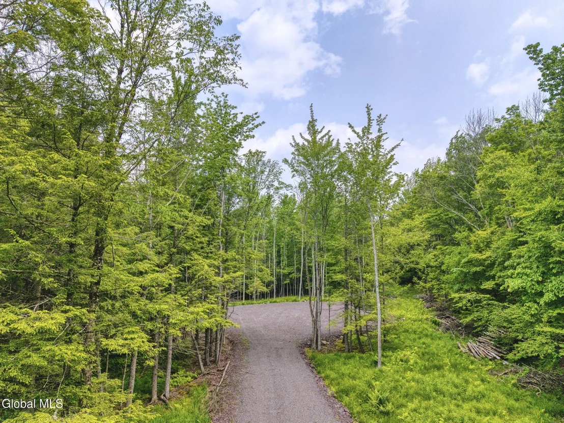 Photo of Unit LOT8 at 8 Boulder Brook Road