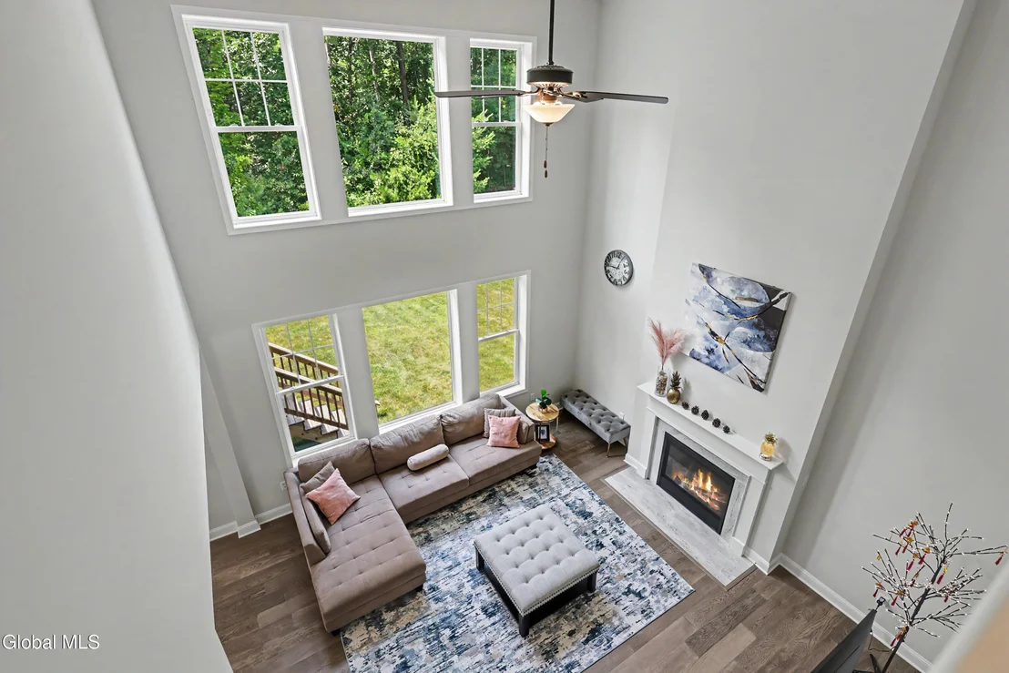 Photo of 30 Greenbrier Way