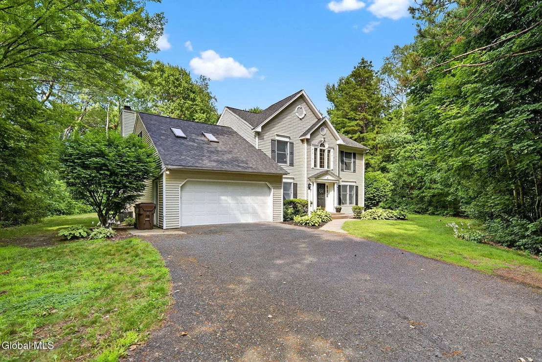 Photo of 72 Maple Road