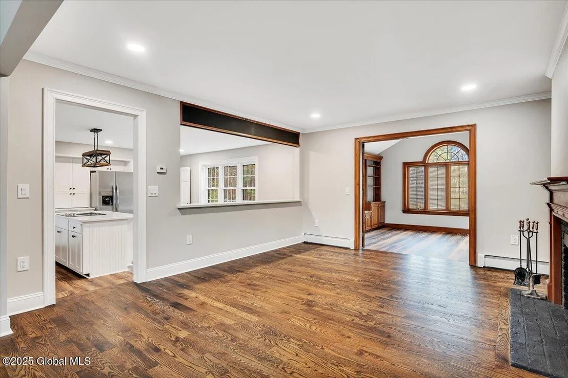 Photo of 4 Pine Drive South
