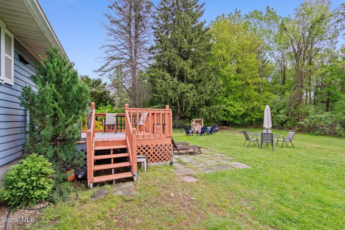 Photo of 19 Sylvan Lane