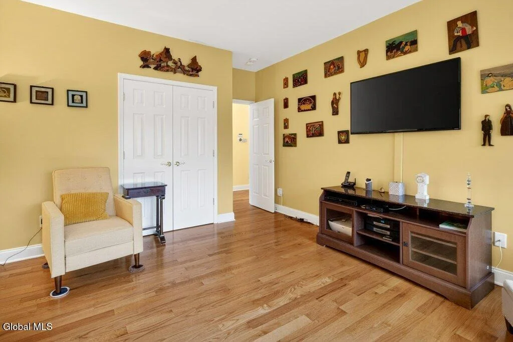 Photo of 1 Conway Circle