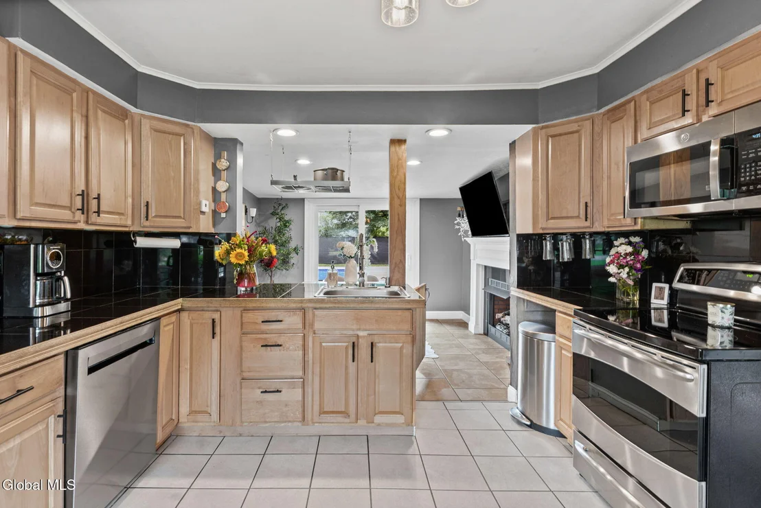 Photo of 1048 Spry Lane