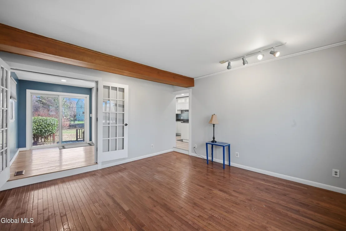 Photo of 138 Birchwood Drive