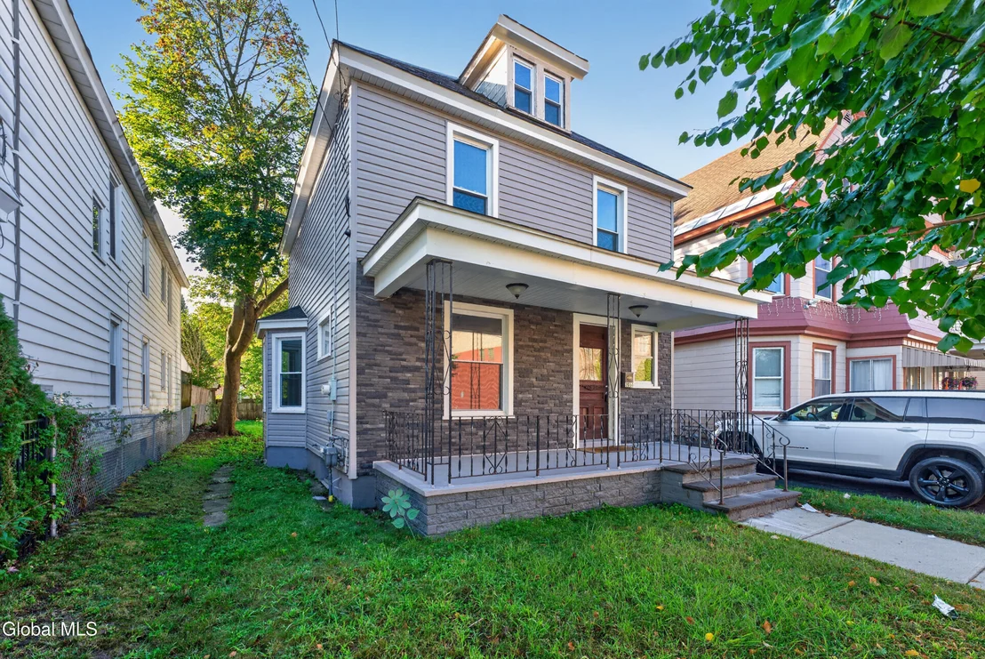 Photo of 2014 Euclid Avenue