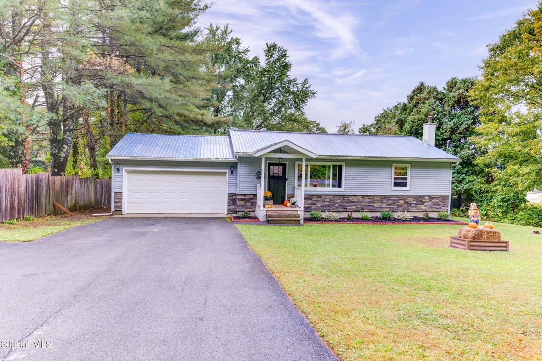 Photo of 16 Mud Pond Road
