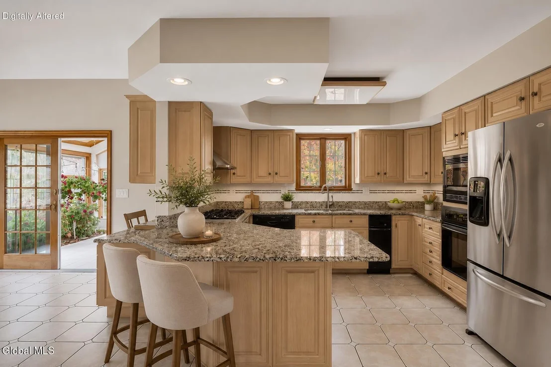 Photo of 1306 Putnam Road