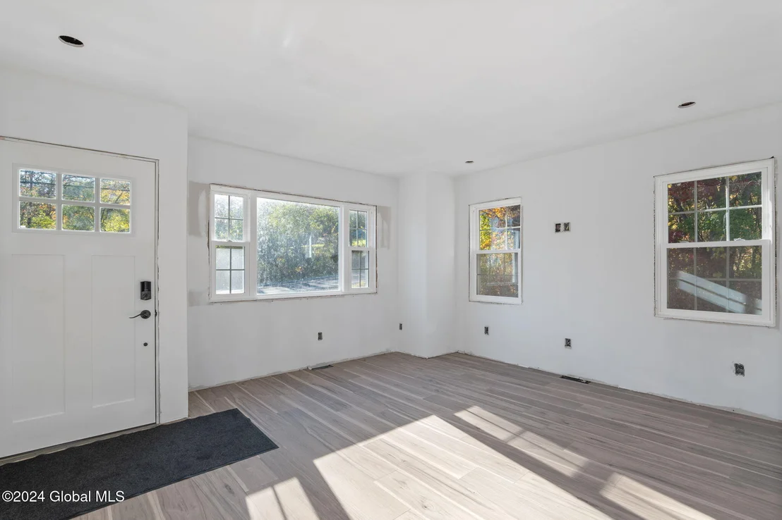 Photo of 388 Gordon Road