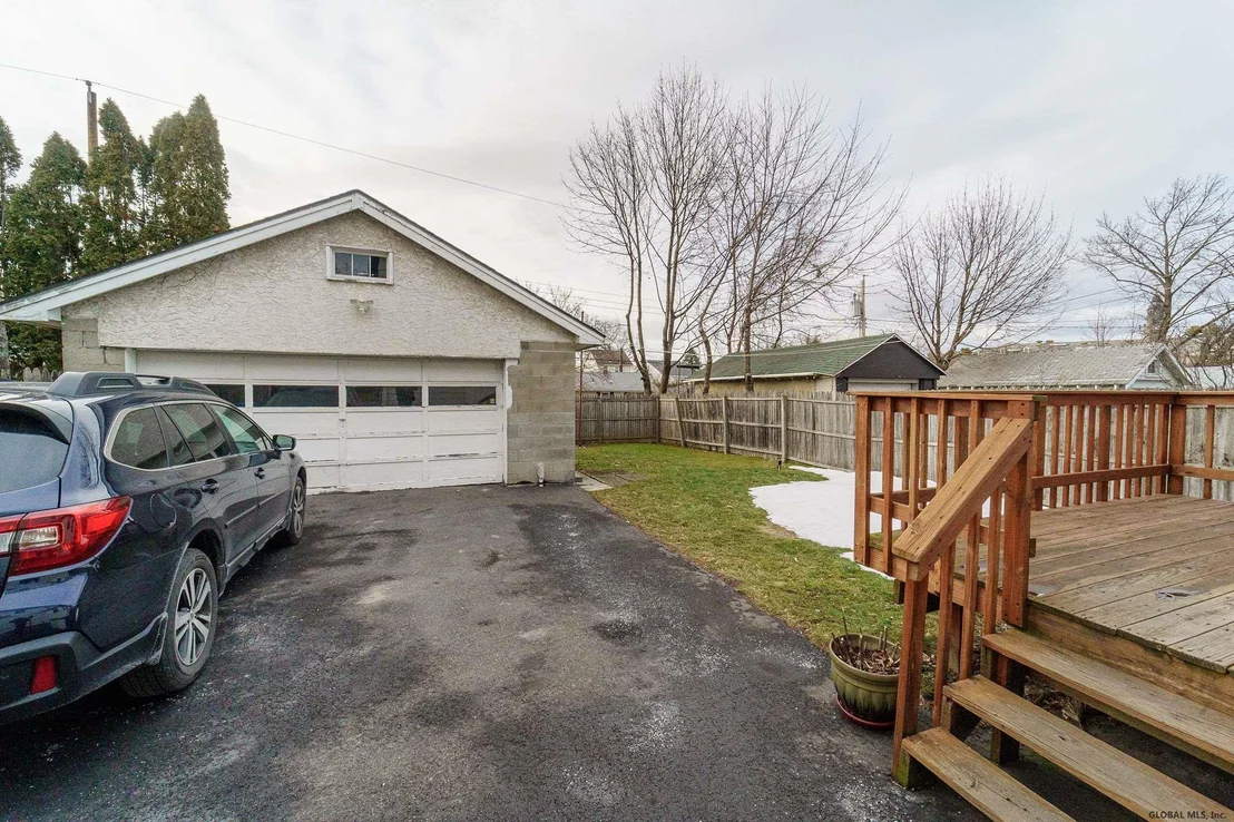 Photo of 32 MARWILL Street