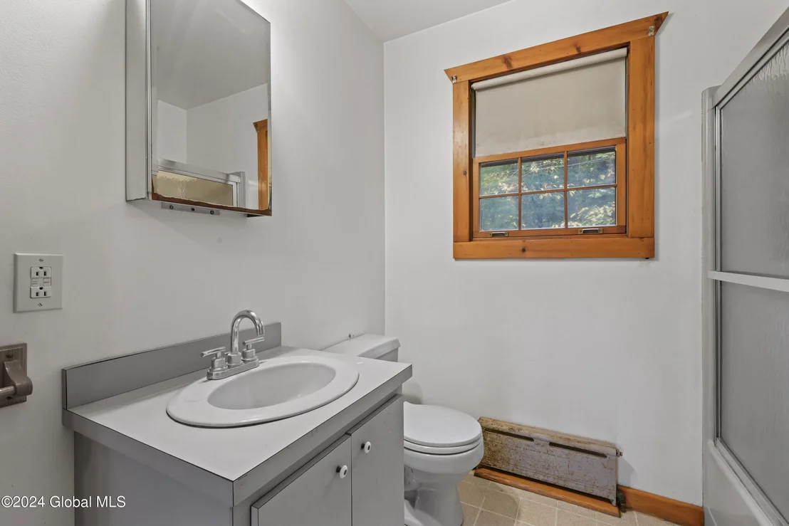 Photo of 680 Taborton Road