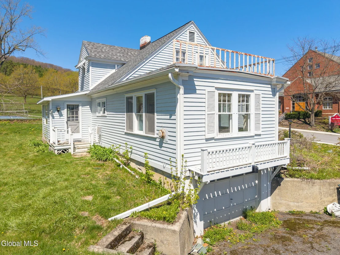 Photo of 137 Washington Avenue