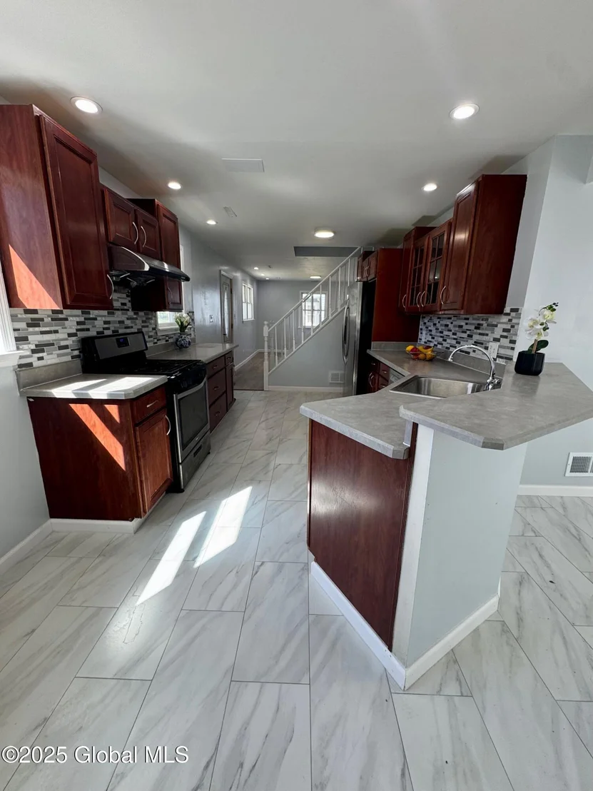 Photo of 1020 Inner Drive