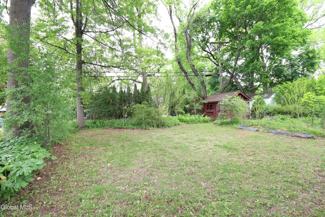Photo of 2132 Niskayuna Drive