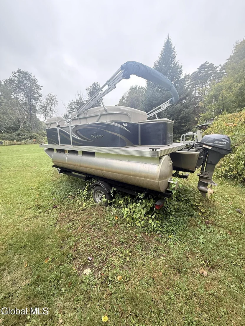 Photo of 1180 Goodnow Flow Road
