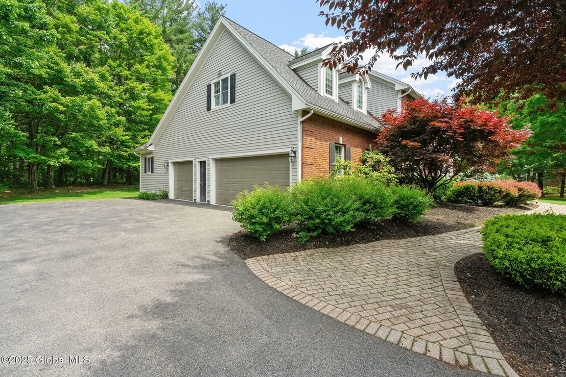 Photo of 428 Ridgehill Road