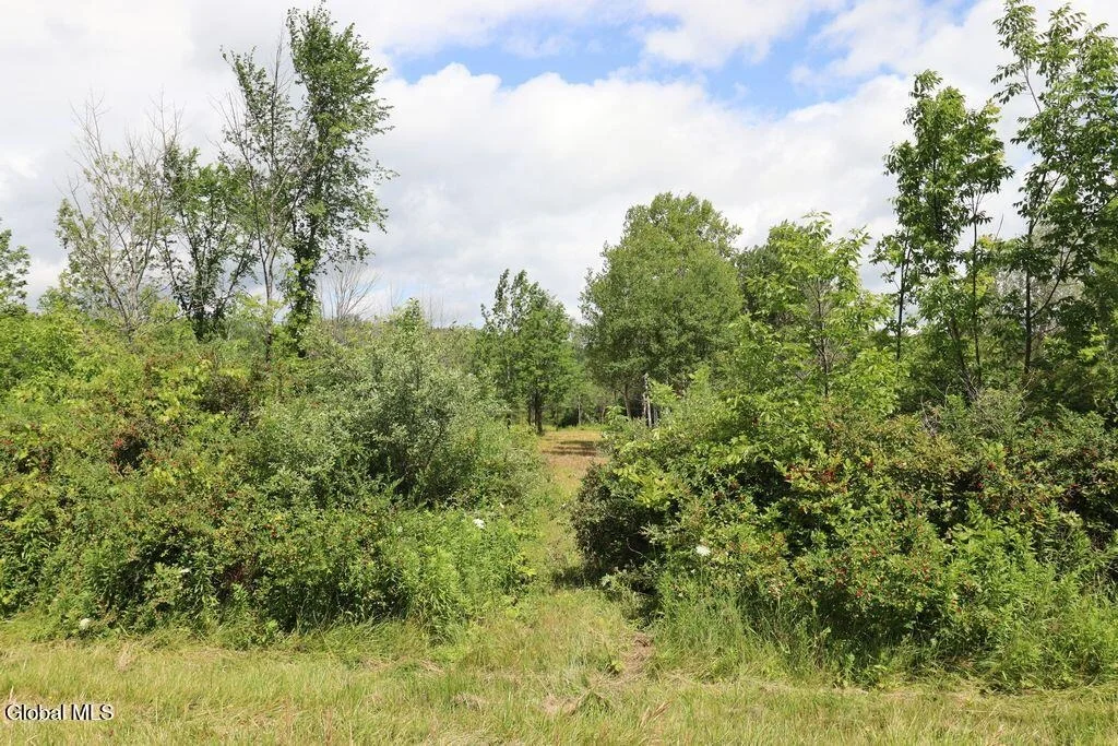 Photo of 468 Middle Road
