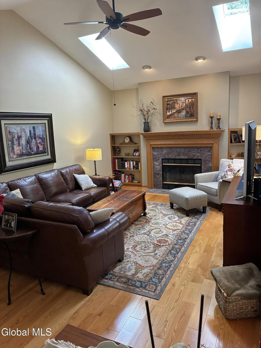 Photo of 210 Sundew Drive