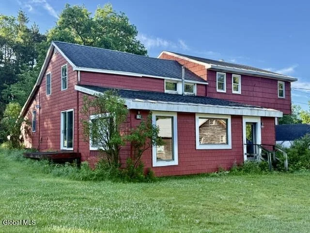 Photo of 28 Starcrest Drive