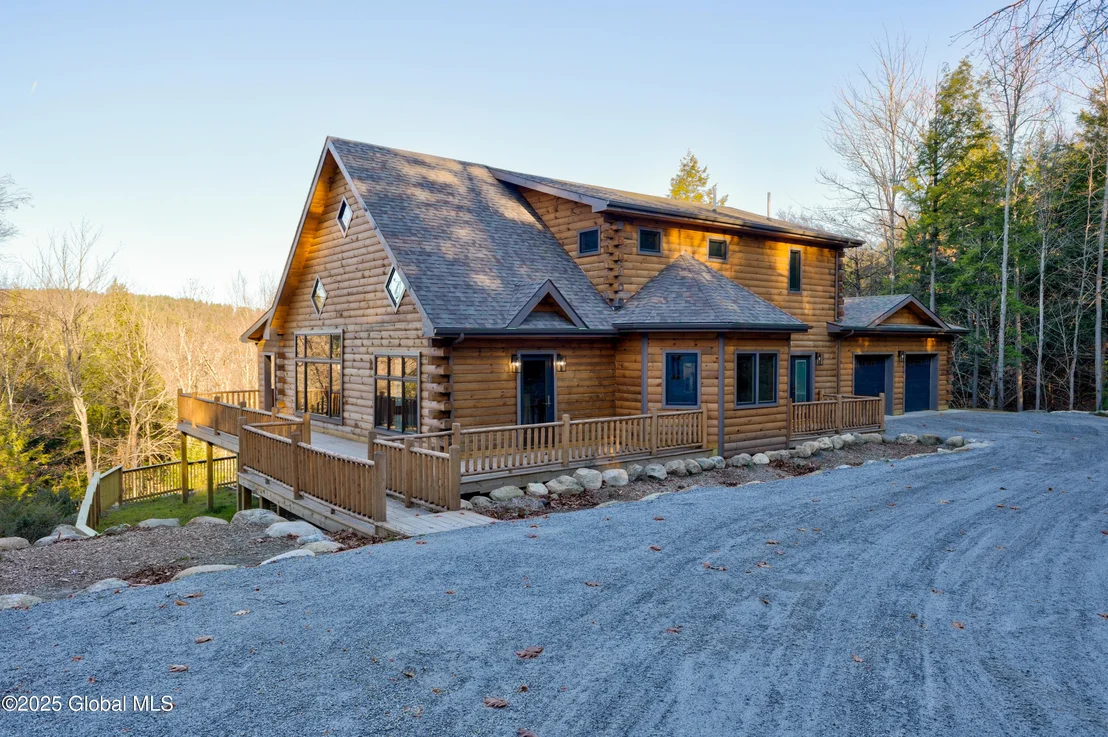 Photo of 9 Spring Woods