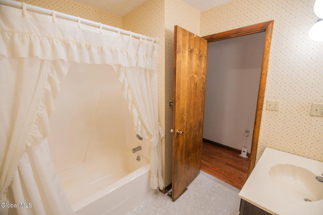 Photo of 21 Helen Drive