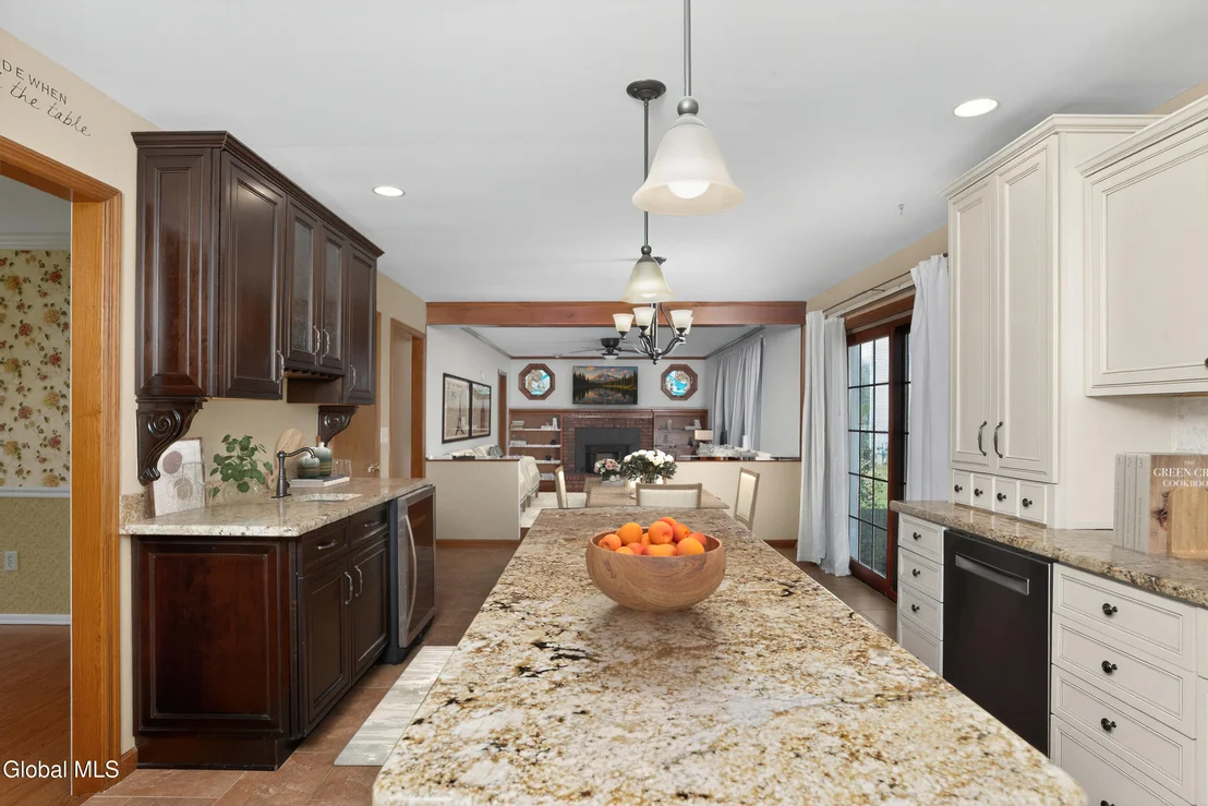 Photo of 655 Salvia Lane