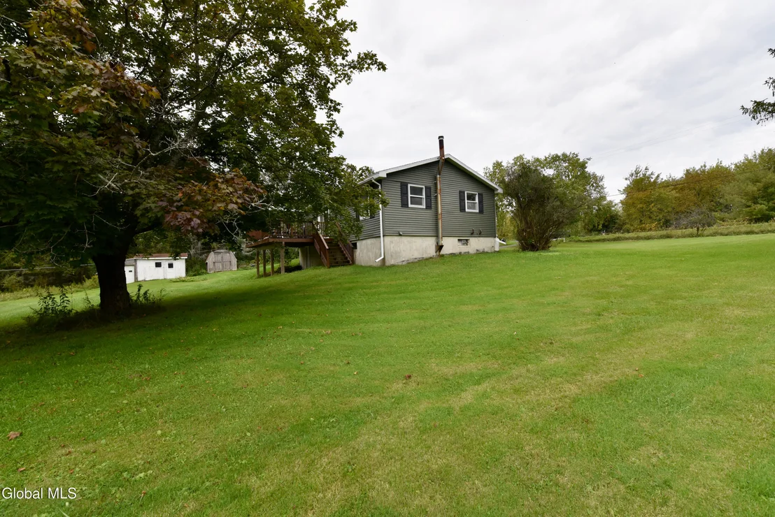 Photo of 455 Middle Road