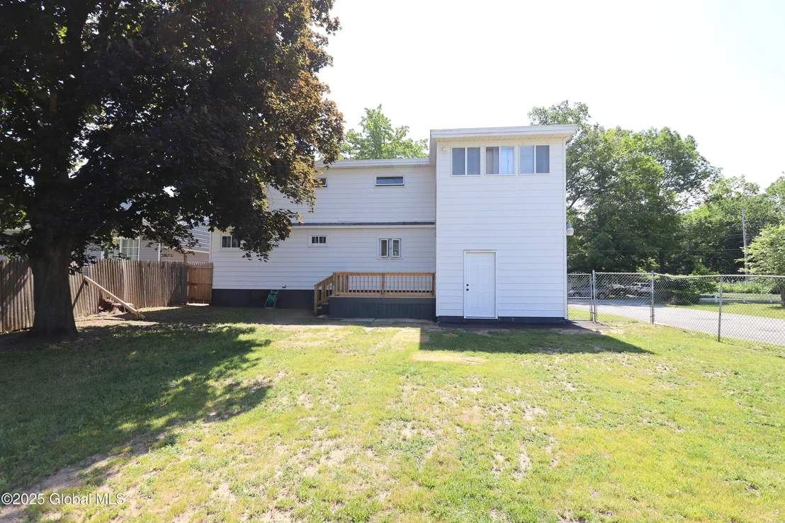 Photo of 1220 Hemlock Street