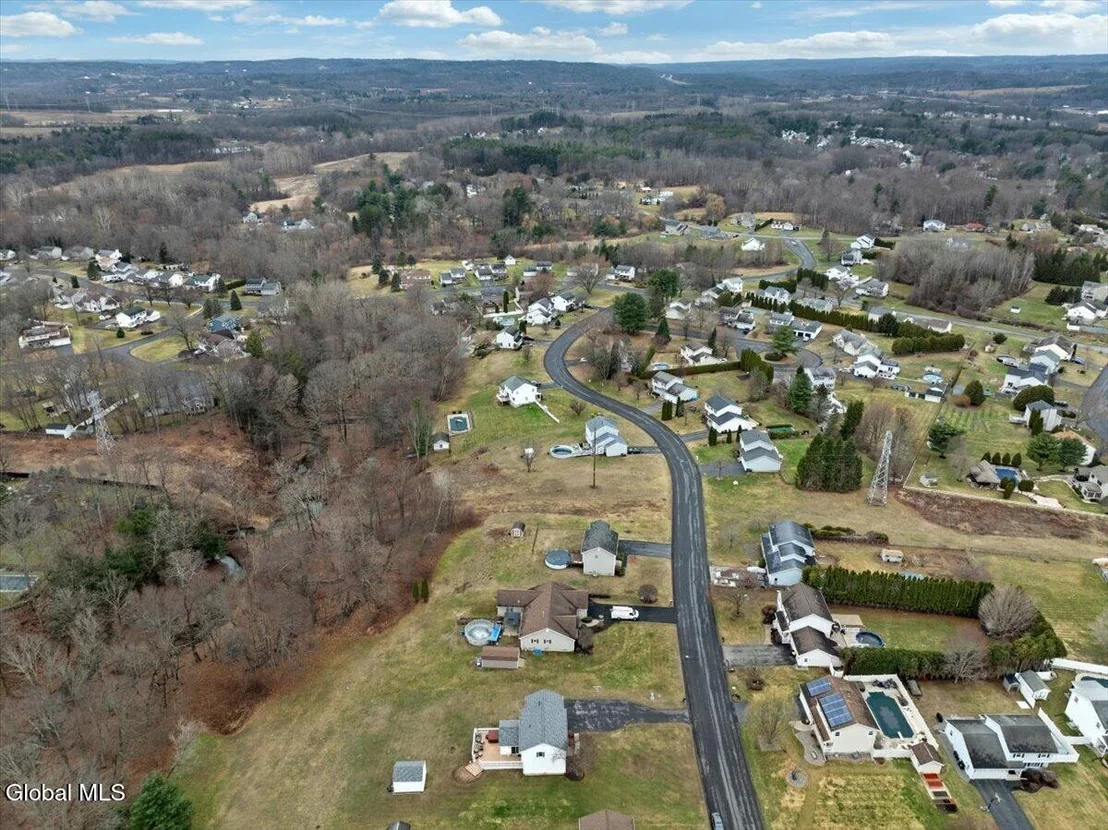 Photo of 128 Horizon Boulevard