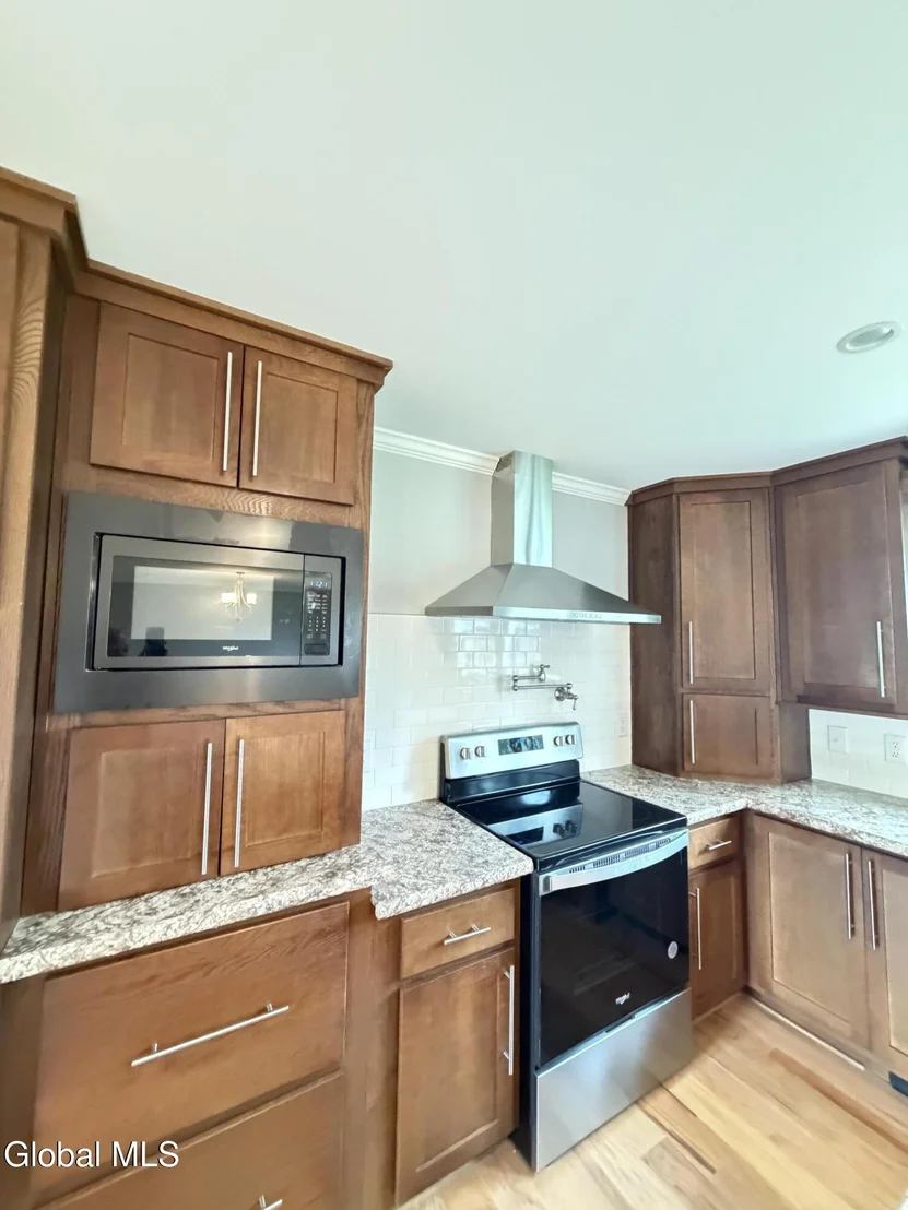 Photo of 56 Outlet Drive