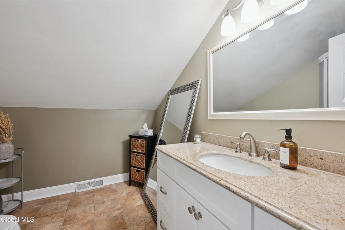 Photo of 21 Kaatskill Way