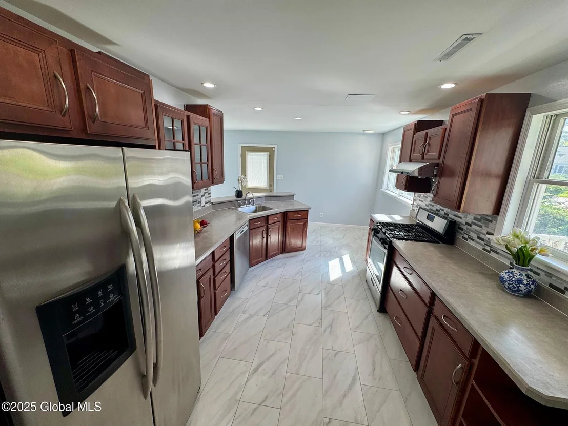 Photo of 1020 Inner Drive