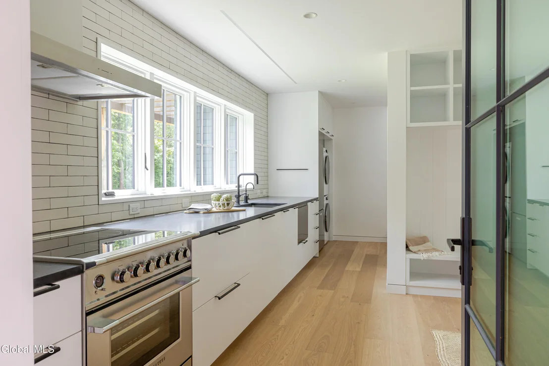 Photo of 20 Dallis Place