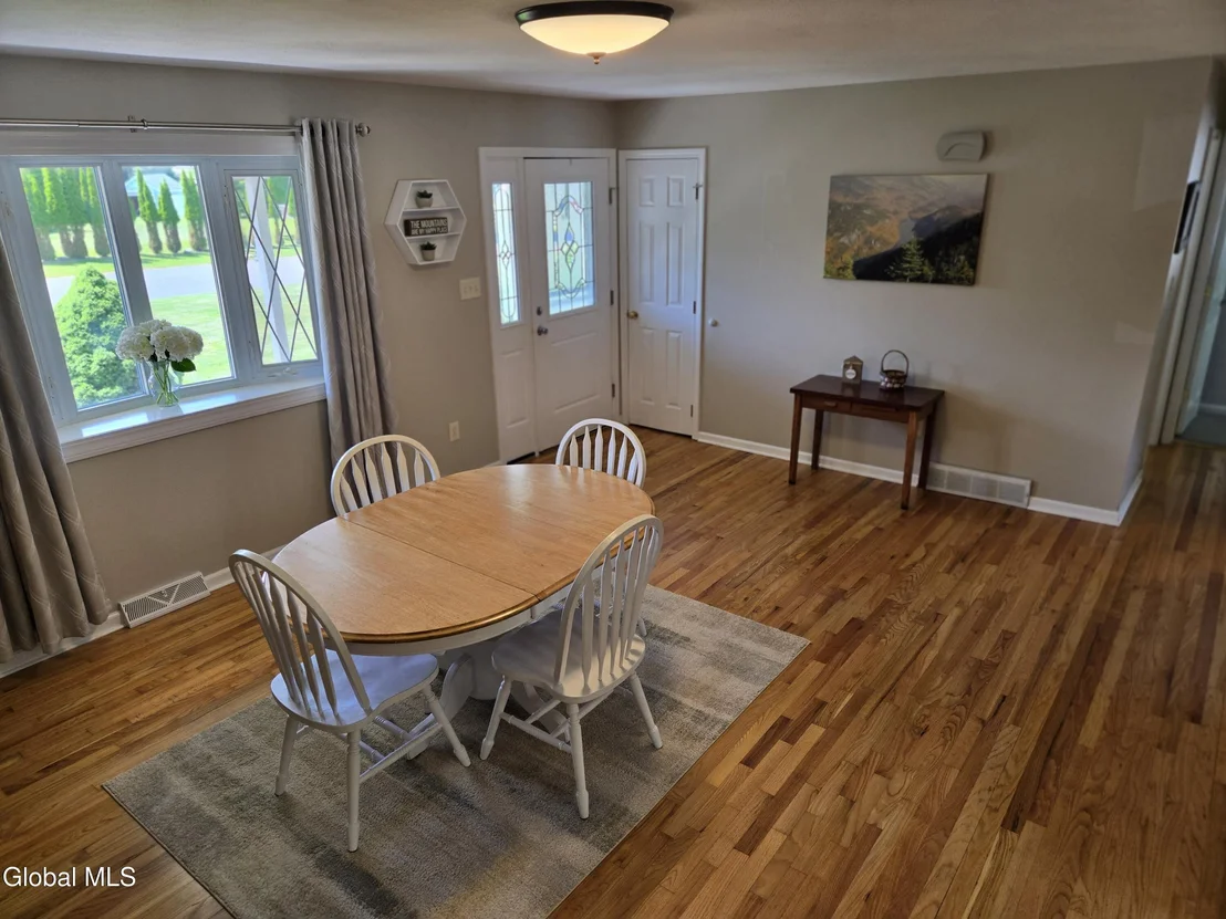 Photo of 1016 Gates Drive