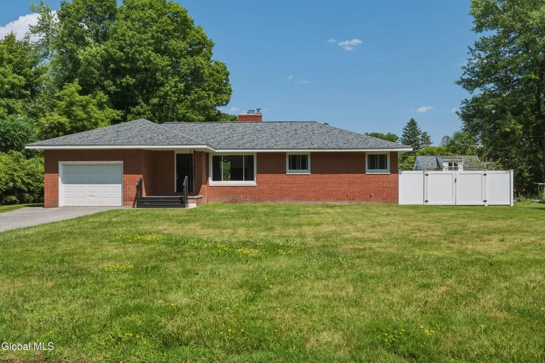Photo of 10 Kasper Drive