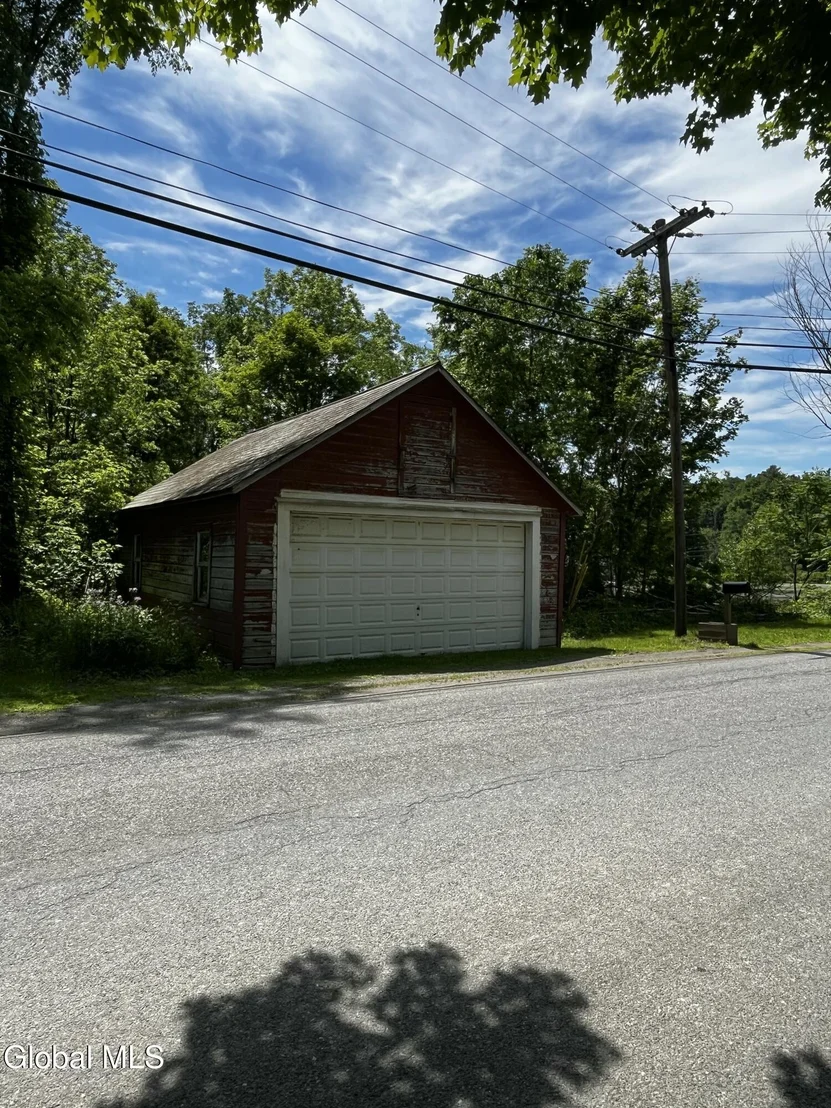 Photo of 652 County Route 49