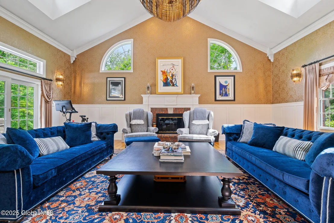 Photo of 428 Ridgehill Road