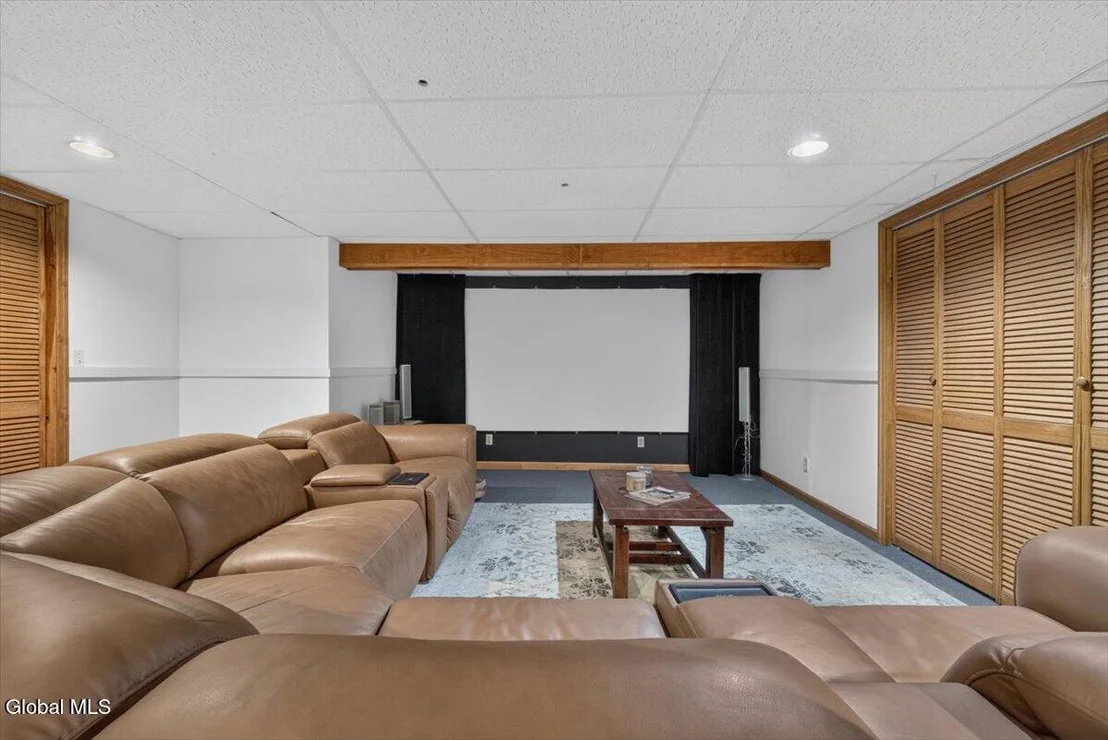 Photo of 8 Cypress Pt
