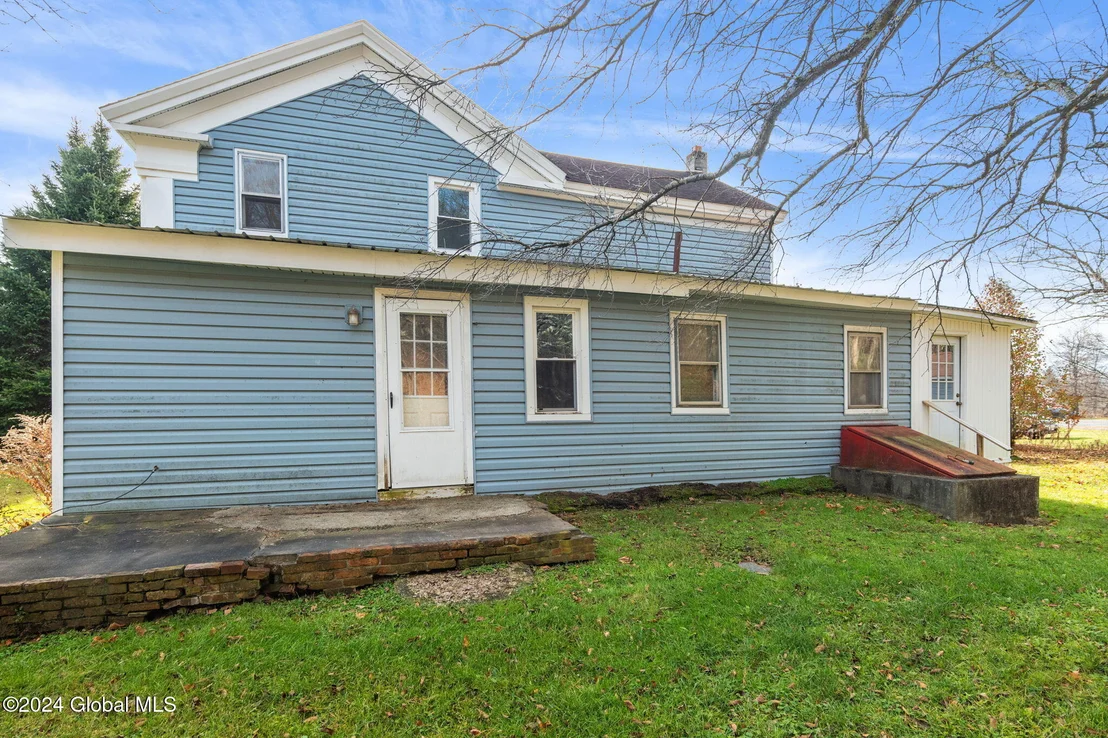 Photo of 285 Main Street