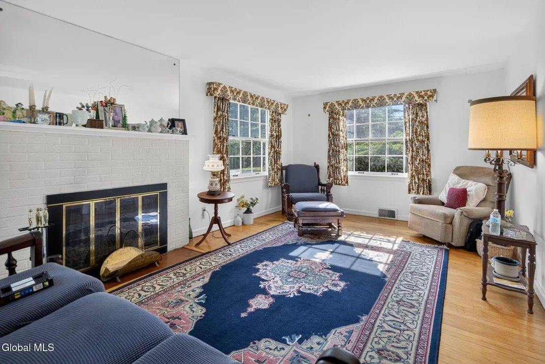 Photo of 2232 Balltown Road