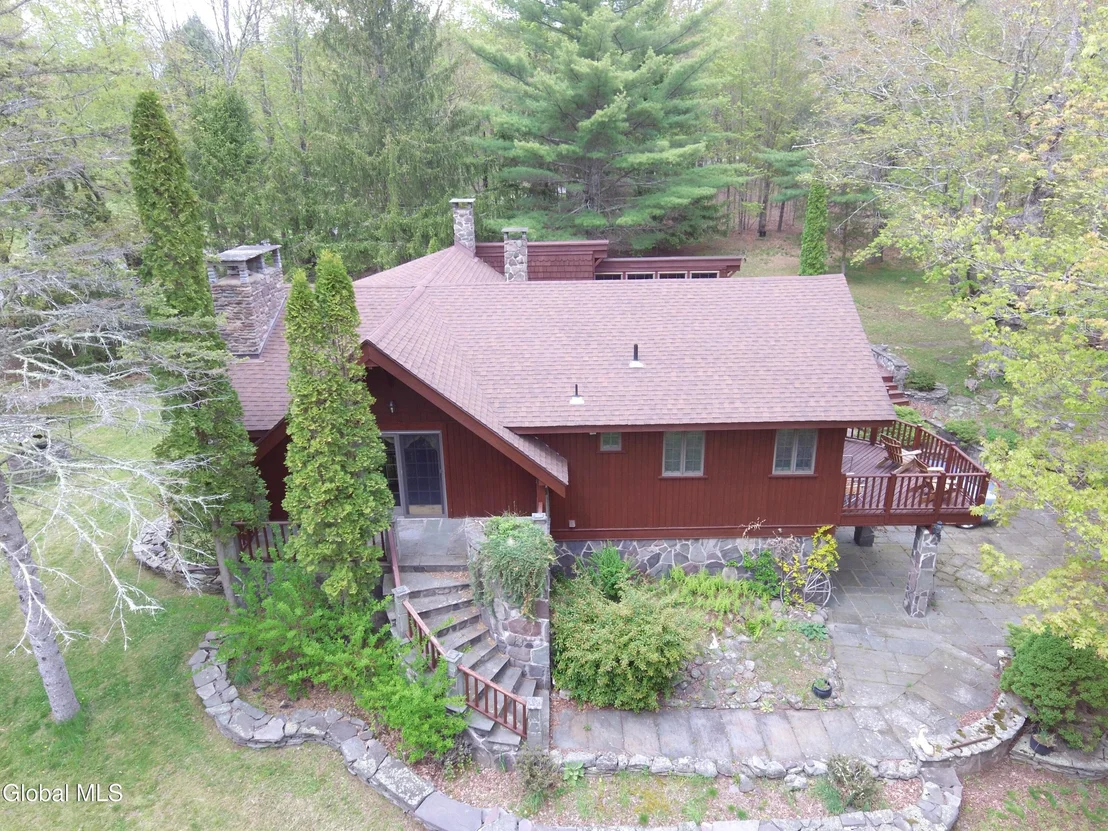 Photo of 184 Cloos Road