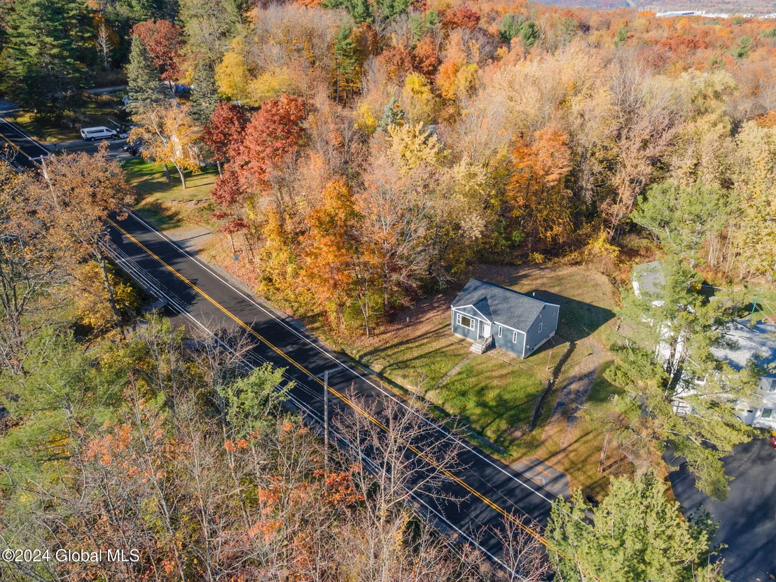 Photo of 388 Gordon Road