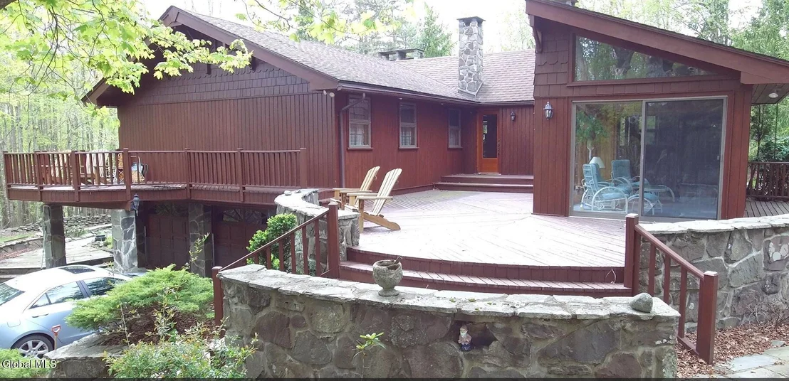 Photo of 184 Cloos Road